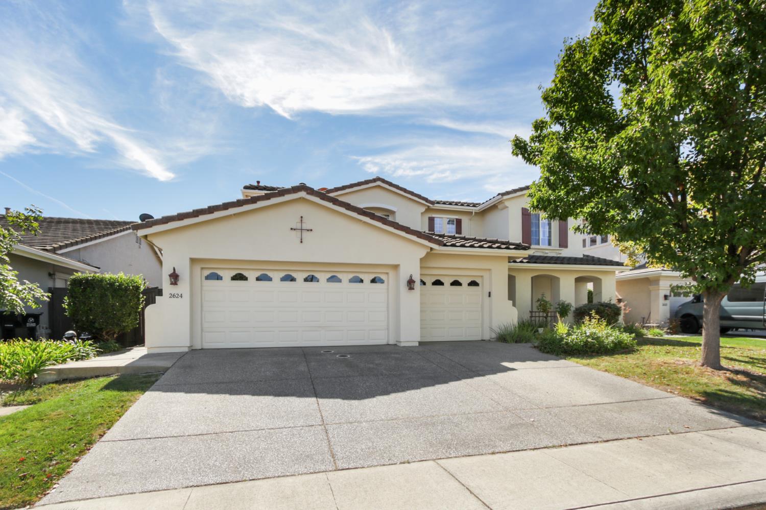 2624 Grazing Point Way, Elk Grove,  CA 95757 - 4 Beds | 3/1 Baths (Active) - ME226122192 | REMTRO